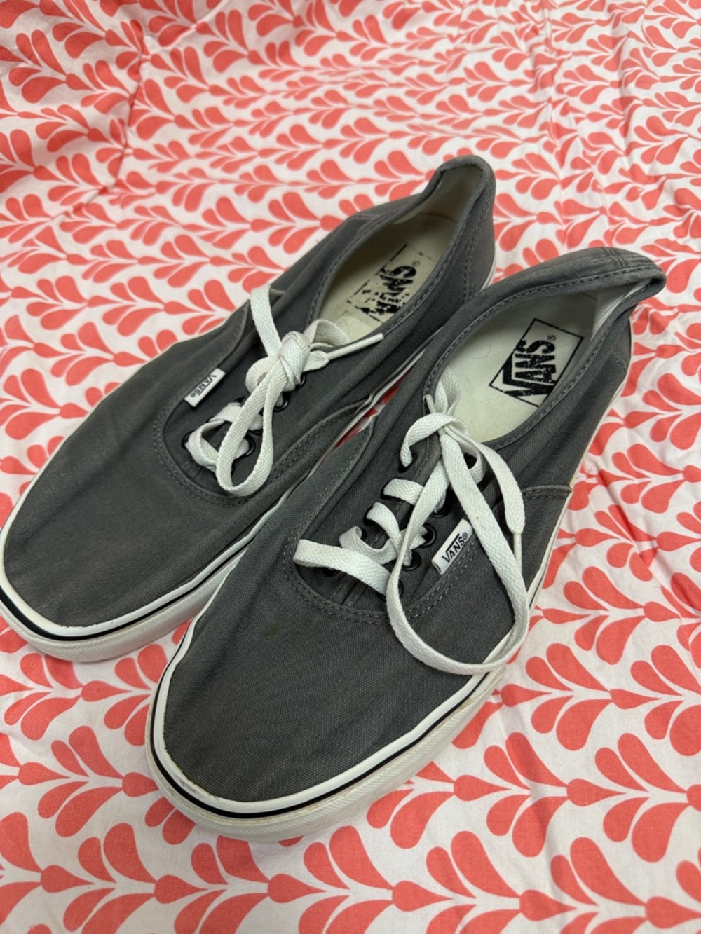 Vans Canvas Grey and White Shoes Men’s 9.5/Women’s 11 Unisex